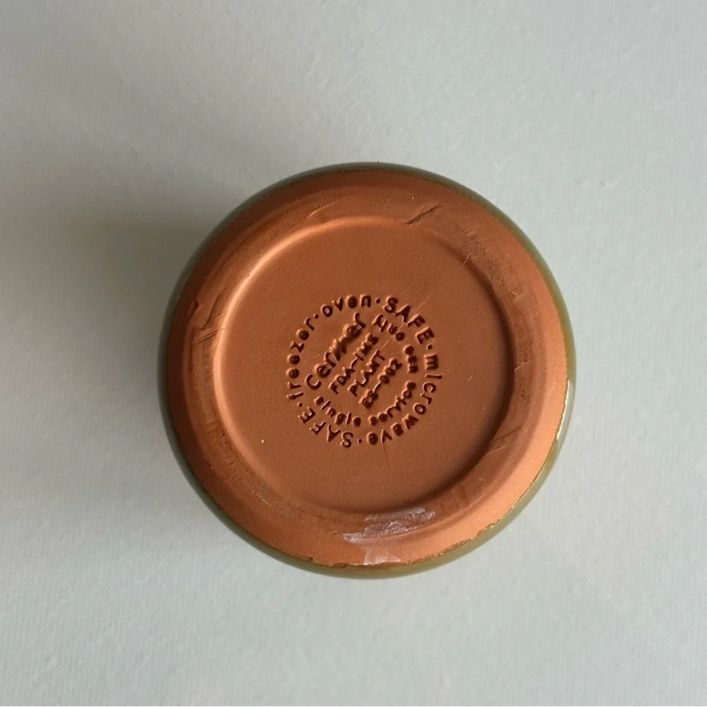 *Limited Edition* La Fermière Yogurt Olive Green Clay Jar 4.9 oz - Picture 4 of 6